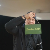 D1
